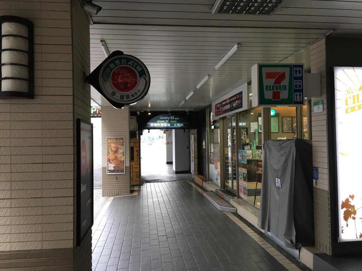 O2 ホテル タイペイ メイン ステーション 台北市 エクステリア 写真